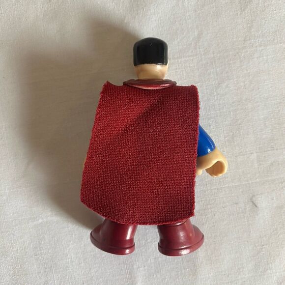 Justice League Action Figures Superman And Wonder Woman 3” Tall - Picture 4 of 7